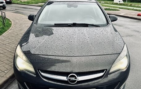 Opel Astra J, 2012 год, 810 000 рублей, 1 фотография