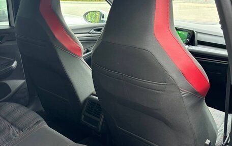 Volkswagen Golf GTI, 2022 год, 3 550 000 рублей, 5 фотография