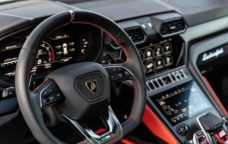 Lamborghini Urus I, 2022 год, 32 490 000 рублей, 17 фотография