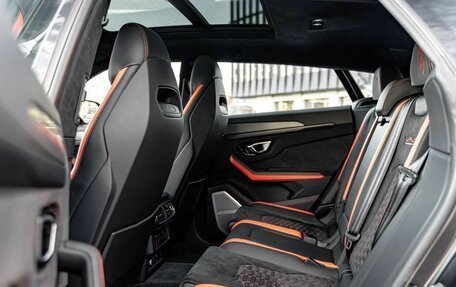 Lamborghini Urus I, 2022 год, 32 490 000 рублей, 33 фотография
