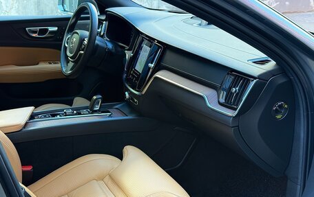 Volvo V60 II, 2020 год, 4 449 000 рублей, 12 фотография