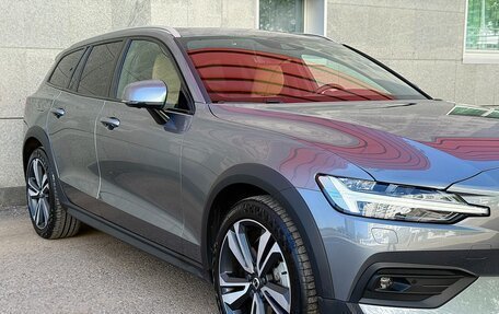 Volvo V60 II, 2020 год, 4 449 000 рублей, 7 фотография