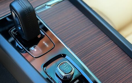 Volvo V60 II, 2020 год, 4 449 000 рублей, 25 фотография