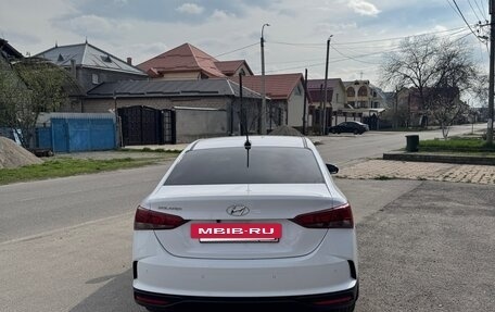 Hyundai Solaris II рестайлинг, 2022 год, 2 000 000 рублей, 6 фотография