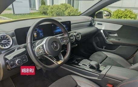 Mercedes-Benz CLA, 2019 год, 3 050 000 рублей, 14 фотография