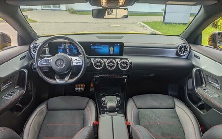 Mercedes-Benz CLA, 2019 год, 3 050 000 рублей, 20 фотография