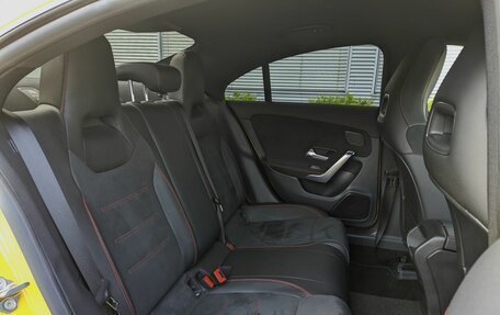 Mercedes-Benz CLA, 2019 год, 3 050 000 рублей, 24 фотография