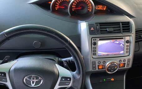 Toyota Verso I, 2012 год, 1 200 000 рублей, 8 фотография