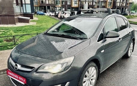 Opel Astra J, 2012 год, 810 000 рублей, 3 фотография