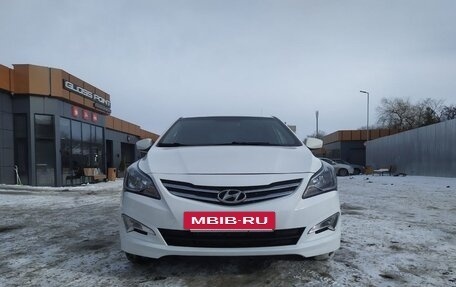 Hyundai Solaris II рестайлинг, 2015 год, 1 350 000 рублей, 6 фотография