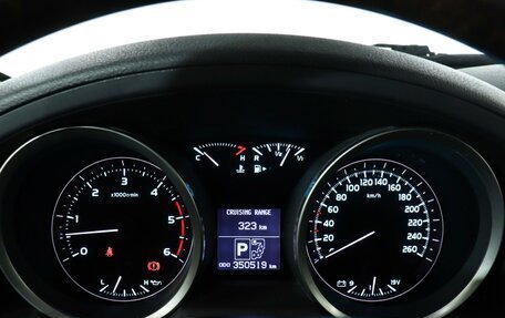 Toyota Land Cruiser 200, 2010 год, 2 660 000 рублей, 11 фотография