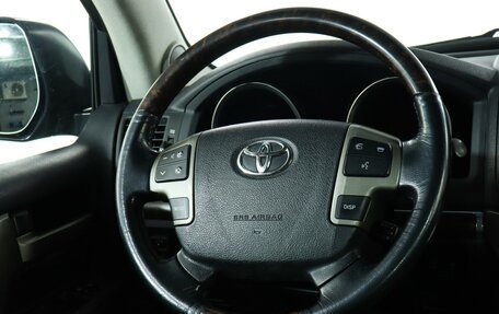 Toyota Land Cruiser 200, 2010 год, 2 660 000 рублей, 15 фотография