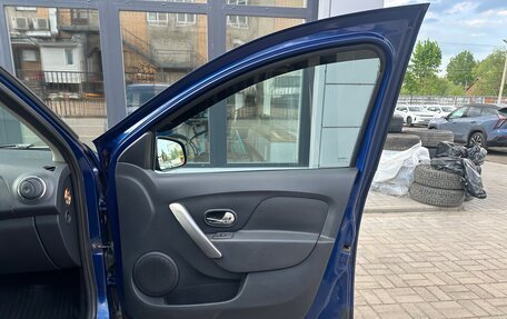 Renault Logan II, 2017 год, 980 000 рублей, 18 фотография