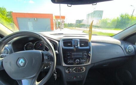 Renault Sandero II рестайлинг, 2015 год, 920 000 рублей, 10 фотография