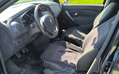 Renault Sandero II рестайлинг, 2015 год, 920 000 рублей, 5 фотография