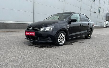 Volkswagen Polo VI (EU Market), 2013 год, 395 000 рублей, 1 фотография