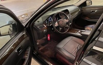 Mercedes-Benz E-Класс, 2013 год, 2 100 000 рублей, 1 фотография