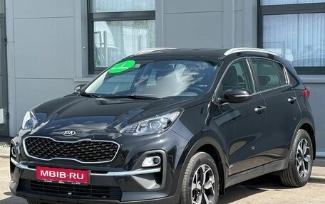 KIA Sportage IV рестайлинг, 2021 год, 2 430 000 рублей, 1 фотография
