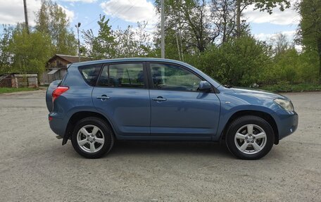 Toyota RAV4, 2007 год, 1 380 000 рублей, 2 фотография