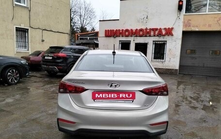 Hyundai Solaris II рестайлинг, 2019 год, 1 150 000 рублей, 4 фотография
