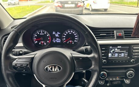 KIA Rio IV, 2018 год, 1 390 000 рублей, 12 фотография