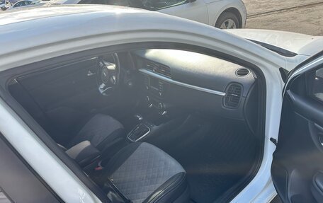 KIA Rio IV, 2018 год, 1 390 000 рублей, 16 фотография