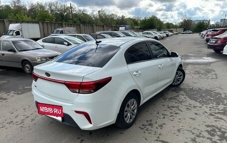 KIA Rio IV, 2018 год, 1 390 000 рублей, 6 фотография