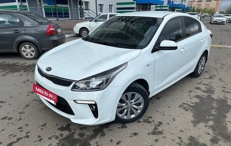 KIA Rio IV, 2018 год, 1 390 000 рублей, 3 фотография