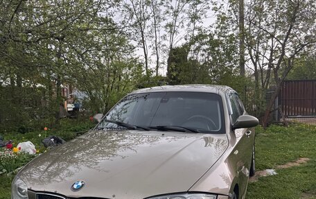 BMW 1 серия, 2006 год, 630 000 рублей, 4 фотография