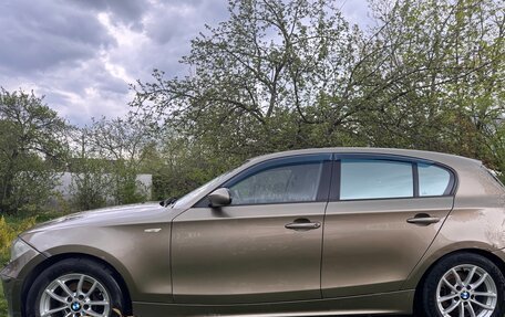 BMW 1 серия, 2006 год, 630 000 рублей, 3 фотография