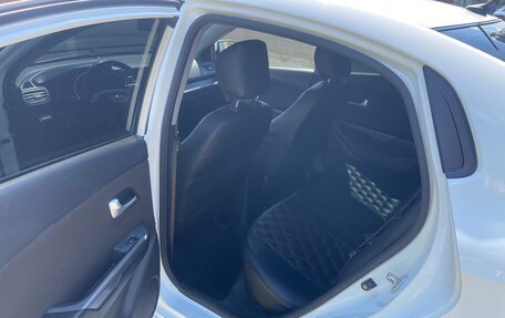 KIA Rio III рестайлинг, 2014 год, 799 500 рублей, 9 фотография
