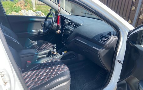 KIA Rio III рестайлинг, 2014 год, 799 500 рублей, 14 фотография