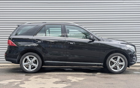 Mercedes-Benz GLE, 2018 год, 4 300 000 рублей, 4 фотография