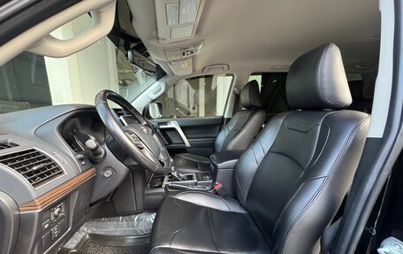 Toyota Land Cruiser Prado 150 рестайлинг 2, 2021 год, 6 800 000 рублей, 7 фотография