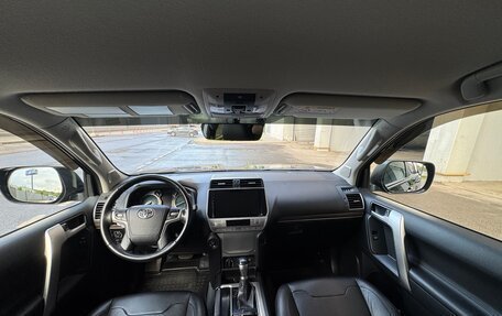 Toyota Land Cruiser Prado 150 рестайлинг 2, 2021 год, 6 800 000 рублей, 9 фотография