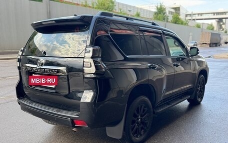 Toyota Land Cruiser Prado 150 рестайлинг 2, 2021 год, 6 800 000 рублей, 4 фотография