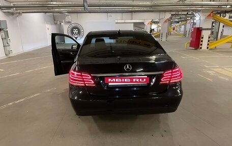 Mercedes-Benz E-Класс, 2013 год, 2 100 000 рублей, 2 фотография