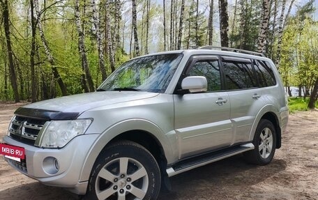 Mitsubishi Pajero IV, 2011 год, 2 240 000 рублей, 6 фотография