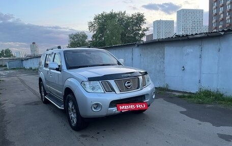 Nissan Pathfinder, 2012 год, 1 610 000 рублей, 2 фотография