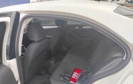 Volkswagen Jetta III, 2015 год, 950 000 рублей, 16 фотография