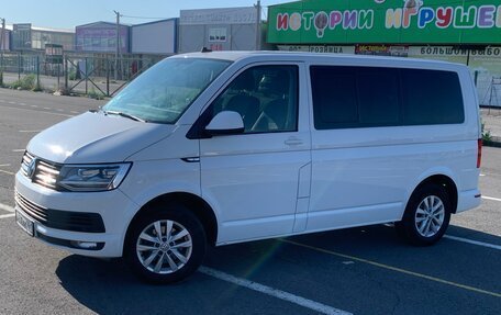 Volkswagen Multivan T6 рестайлинг, 2019 год, 3 100 000 рублей, 3 фотография