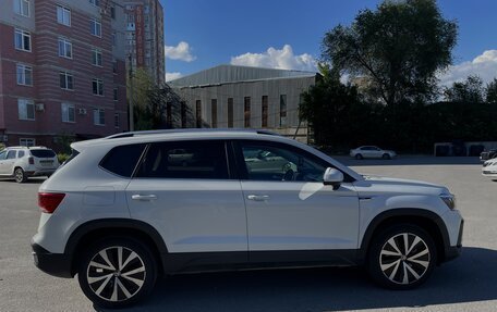 Volkswagen Taos, 2021 год, 2 650 000 рублей, 14 фотография