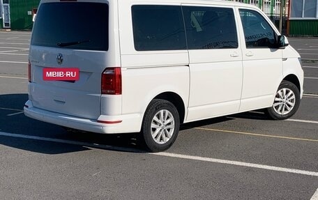 Volkswagen Multivan T6 рестайлинг, 2019 год, 3 100 000 рублей, 5 фотография
