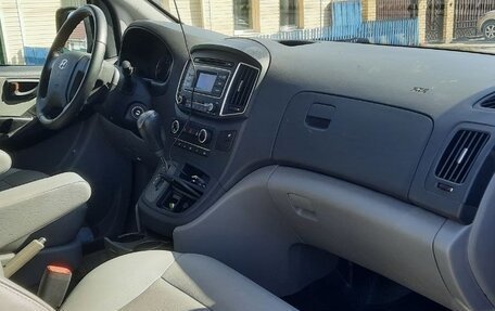 Hyundai Grand Starex Grand Starex I рестайлинг 2, 2019 год, 3 300 000 рублей, 12 фотография