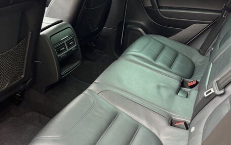 Volkswagen Touareg III, 2013 год, 2 530 000 рублей, 8 фотография