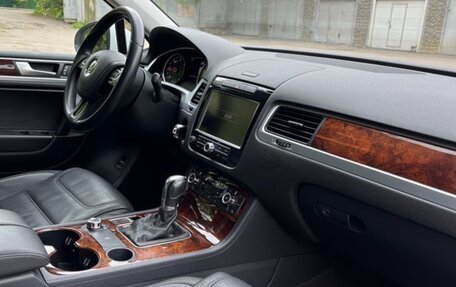 Volkswagen Touareg III, 2013 год, 2 530 000 рублей, 19 фотография