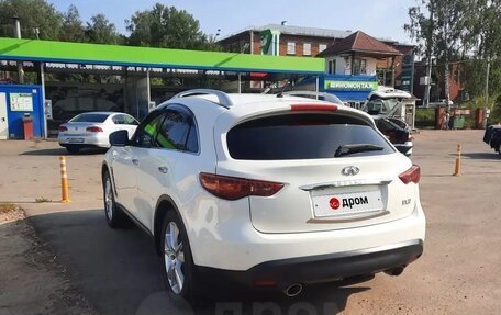 Infiniti FX II, 2013 год, 2 550 000 рублей, 6 фотография