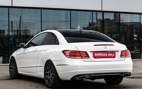 Mercedes-Benz E-Класс, 2013 год, 1 625 000 рублей, 11 фотография