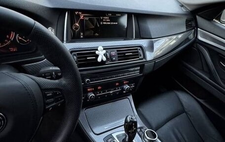 BMW 5 серия, 2012 год, 1 799 999 рублей, 11 фотография