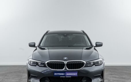 BMW 3 серия, 2019 год, 3 260 000 рублей, 3 фотография